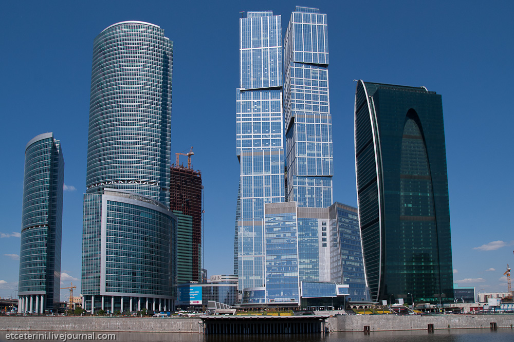 Столицы городов. Москва-Сити, Москва, Пресненская набережная, 8, стр. 1. МФК Москва Сити. Многофункциональный комплекс город столиц. «Москва-Сити», башня «Москва», 62 этажа.